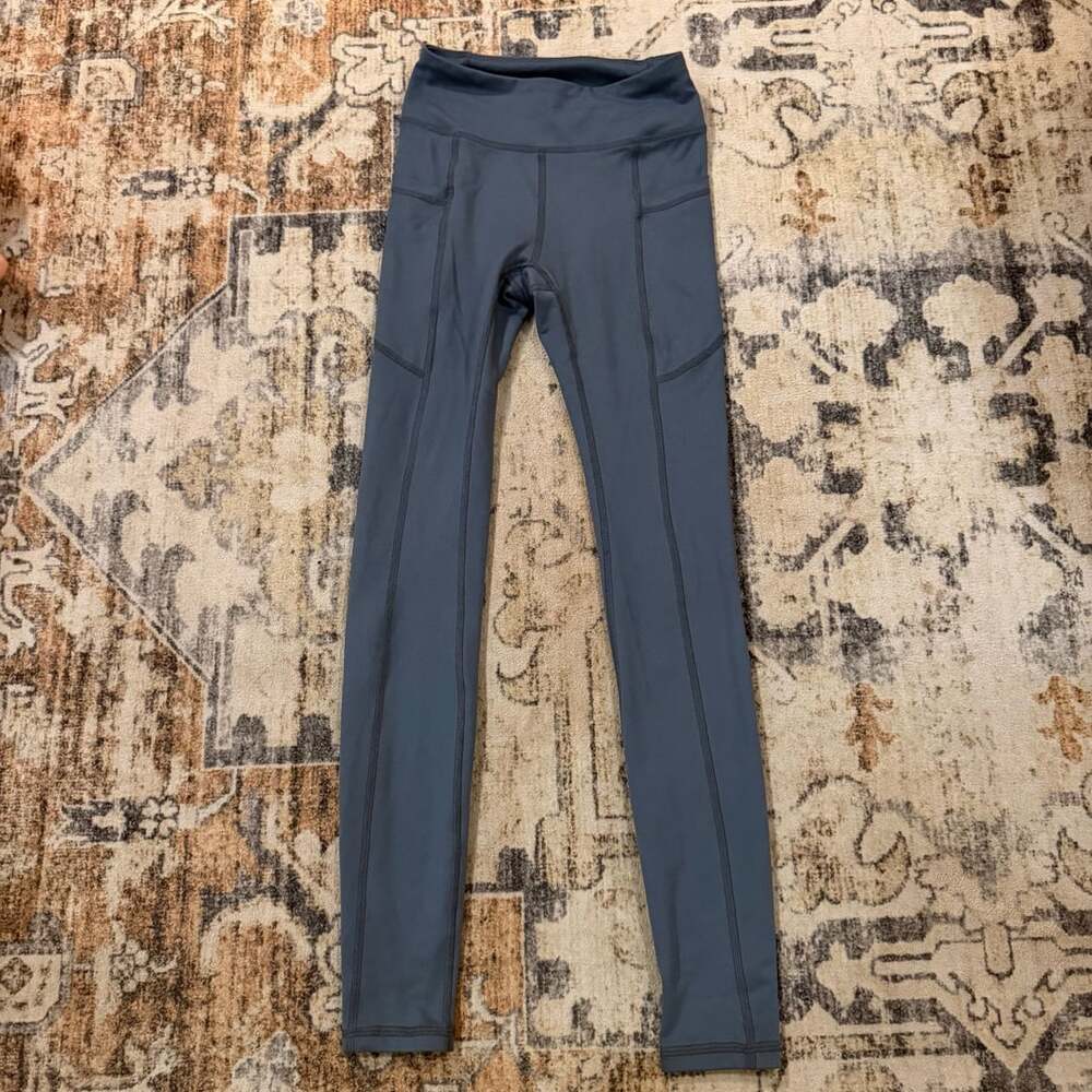 Gilly Hicks Leggings Size XS Blue Pocket Activewear